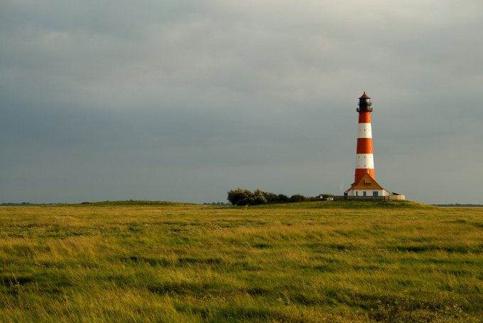 Reisebericht Nordseekueste Leuchtturm Haus Hallig Wiese