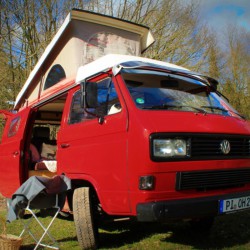 VW Bus T3 „Klaas“ › Hansen Retro Camper - Old Honk